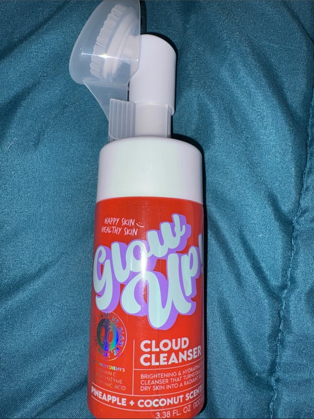 Glow Up - Cloud Cleanser-Pineapple Coconut Scent Vit C, Papaya, Hyaluronic Acid